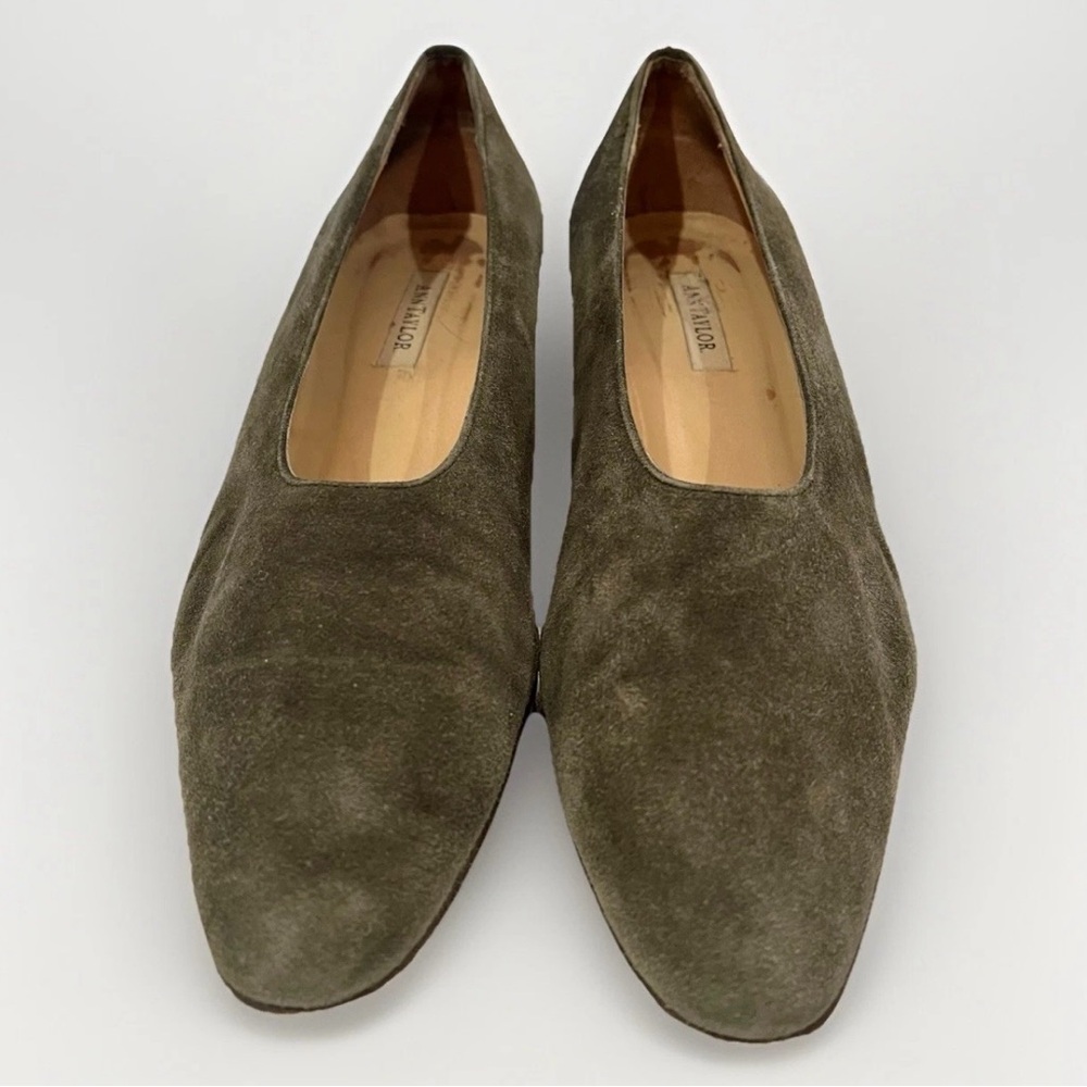 Ann Taylor - Green Suede Pointed Toe Low Heel Pumps Dress Shoes - Womens 8.5 M - Picture 4 of 7